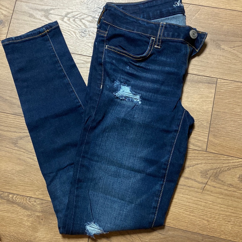Women’s American Eagle Jeans; size 6